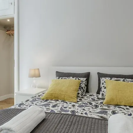 Apartment Place