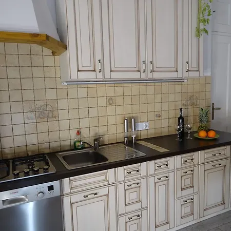 Apartment Place *